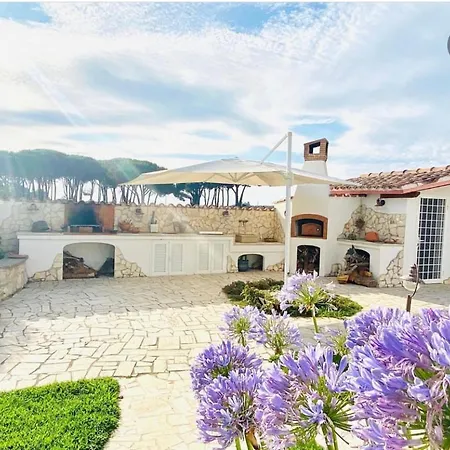 La Casa Rotta